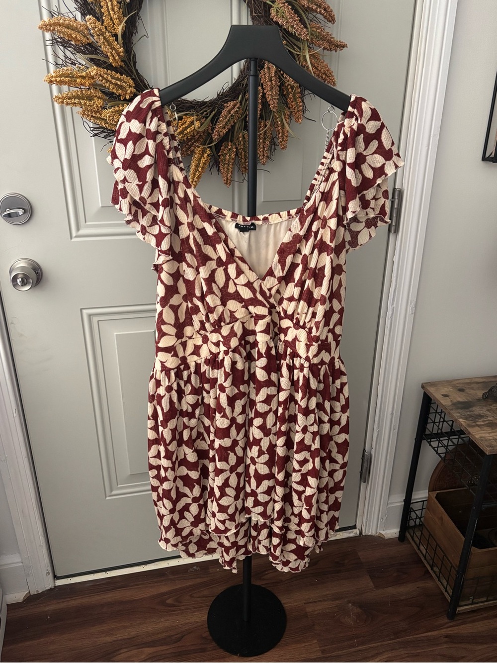 Torrid Size 4 Floral Boho Dress with Ruffle Sleeves 🌼